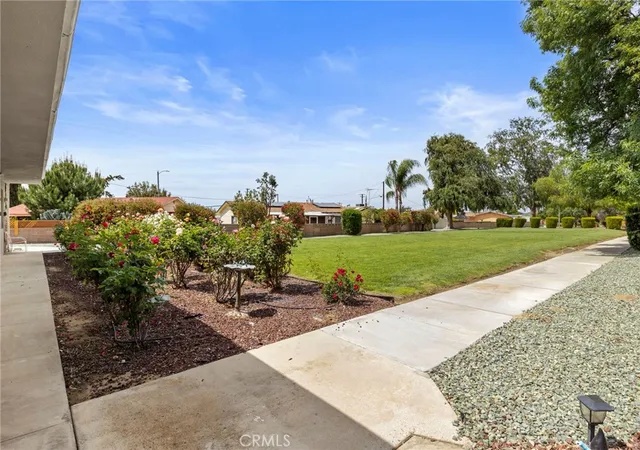Photo 3 of Single family home for sale at 621 Palmer St, Hemet, CA 92543 | MLS# SW26072765 | Listing updated on 2026-09-27