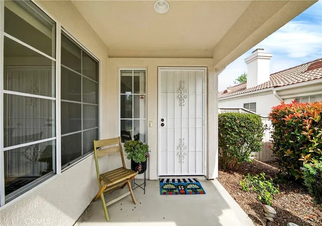 Homes for sale in Murrieta, CA | 40644 Corte Albara, Murrieta, CA 92562 | MLS# PW26072794