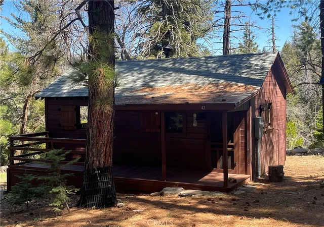 Single family home for sale at 41 Stetson Crk, Angelus Oaks, CA 92305 | MLS# IG26072589