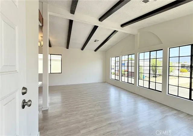 Homes for sale in Hemet, CA | 530 W Devonshire Ave #65, Hemet, CA 92543 | MLS# SW26072531