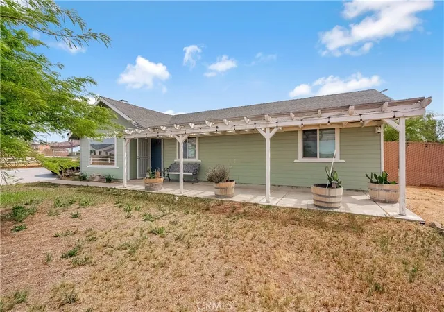 5th image of 17133 Mesquite Rd, Apple Valley, CA 92307 | MLS# SR26072754
