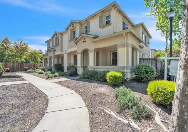 Homes for sale in Fairfield, CA | 2256 Dorset Ln, Fairfield, CA 94533 | MLS# ML82041673