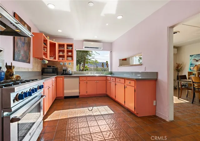 4th image of 6766 Mesquite Dr, Twentynine Palms, CA 92277 | MLS# JT26072924