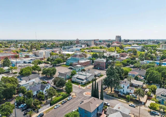 4th image of 905 N Commerce St, Stockton, CA 95202 | MLS# ML82041701