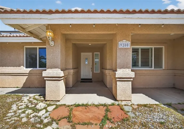 Photo 4 of Single family home for sale at 9280 Appleton St, Victorville, CA 92392 | MLS# SR26059925 | Listing updated on 2026-09-29