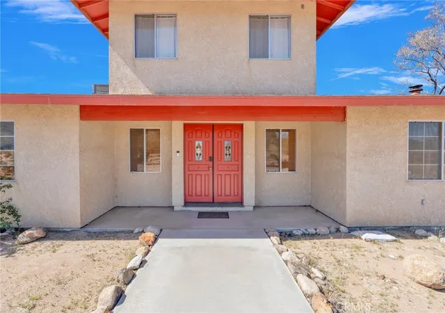 3rd image of 22677 Dexter, Apple Valley, CA 92307 | MLS# HD26054504
