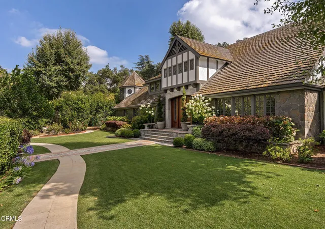 2nd image of 860 Flintridge Ave, La Canada Flintridge, CA 91011 | MLS# P1-26568