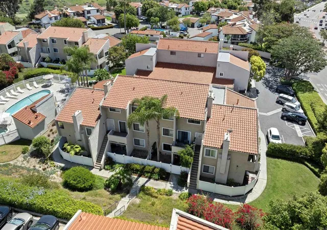 Homes for sale in Carlsbad, CA | 6921 Quail Place, Carlsbad, CA 92009 | Houzeo