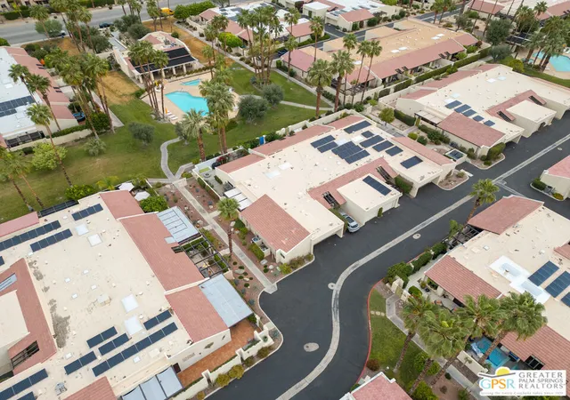 Homes for sale in Palm Springs, CA | 1310 E Andreas Rd, Palm Springs, CA 92262 | MLS# 26672389PS