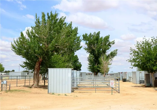 15th image of 26660 Lakeview, Helendale, CA 92342 | MLS# HD26073363