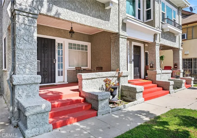 Homes for sale in Long Beach, CA | 1621 E 1St Street, Long Beach, CA 90802 | MLS# MB26061432