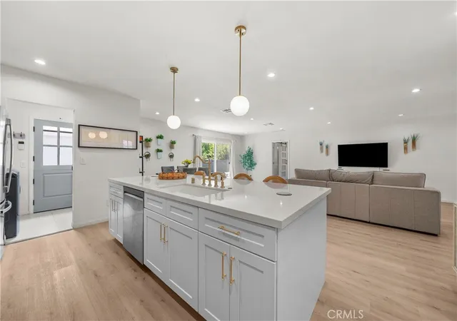 4th image of 8054 Cedros, Panorama City, CA 91402 | MLS# SB26073171