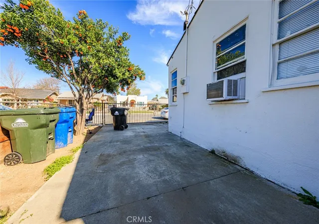 4th image of 620 W D, Ontario, CA 91762 | MLS# SB26073575