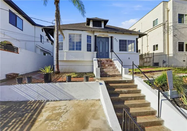 Photo 3 of Sale Pending at 537 N Cummings St, Los Angeles, CA 90033 | MLS# SR26073293 | Listing updated on 2026-10-07