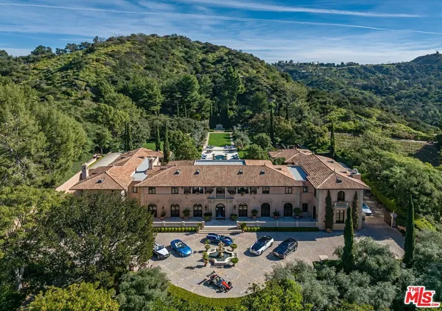 1st image of 77 Beverly Park Ln, Beverly Hills, CA 90210 | MLS# 26662033