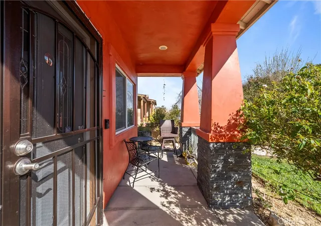 2nd image of 1329 W Ave I, Lancaster, CA 93534 | MLS# SR26068274