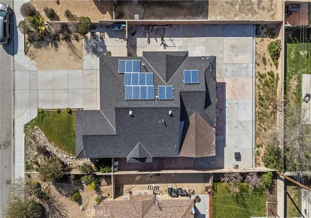 3rd image of 1329 W Ave I, Lancaster, CA 93534 | MLS# SR26068274