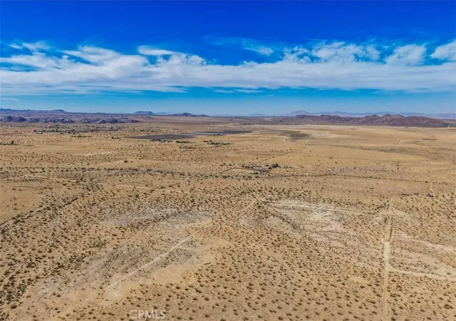 29th image of 65944 Pipeline Rd, Joshua Tree, CA 92252 | MLS# JT26073723