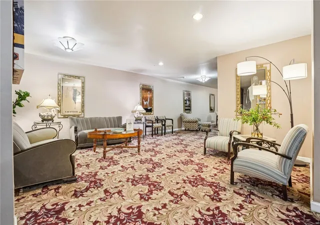 Homes for sale in Long Beach, CA | 140 Linden, Long Beach, CA 90802 | Houzeo