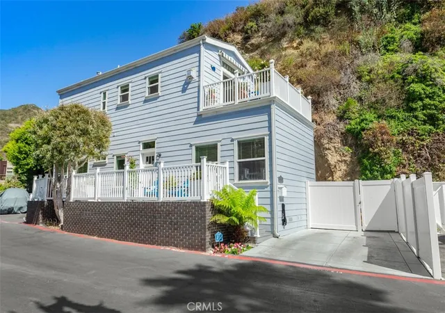 Photo 3 of Manufactured home for sale at 30802 S Coast Hwy #K14, Laguna Beach, CA 92651 | MLS# LG26071975 | Listing updated on 2026-10-02