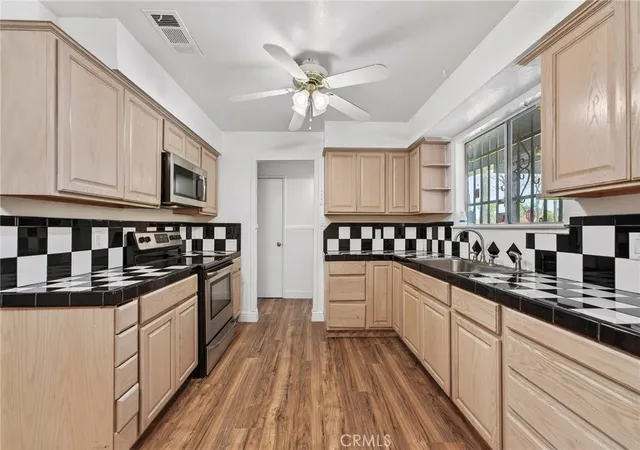 2nd image of 1645 Loughborough Dr, Merced, CA 95348 | MLS# MC26071402