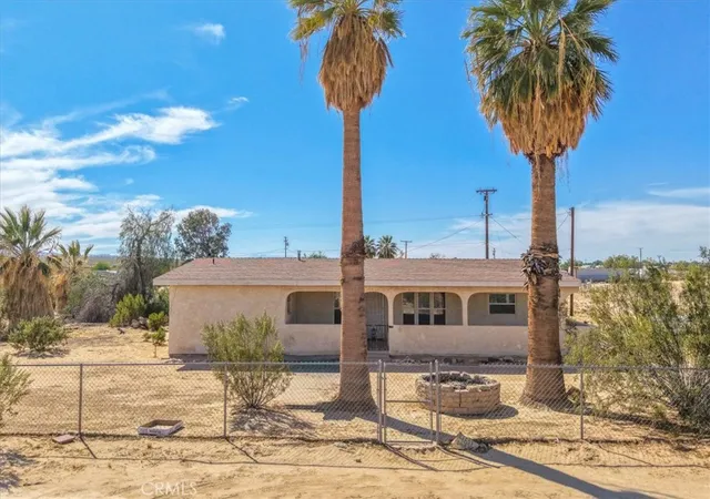Homes for sale in 29 Palms, CA | 4611 Oasis, 29 Palms, CA 92277 | MLS# JT26072207