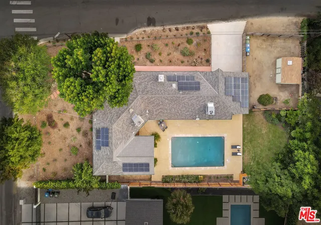 2nd image of 6001 Oakdale Ave, Woodland Hills, CA 91367 | MLS# 26674211