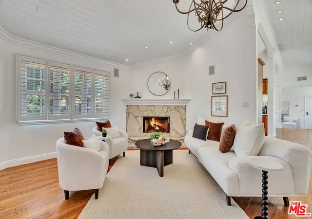 4th image of 6001 Oakdale Ave, Woodland Hills, CA 91367 | MLS# 26674211