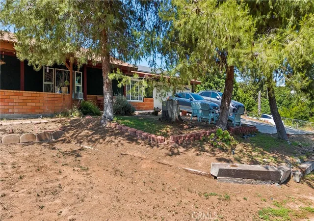 Photo 2 of Sale Pending at 1644 Cuatro Ln, Fallbrook, CA 92028 | MLS# IV26072303 | Listing updated on 2026-10-08