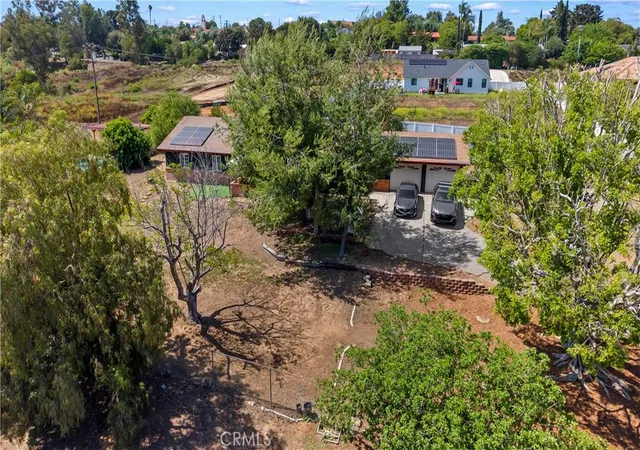 Photo 3 of Sale Pending at 1644 Cuatro Ln, Fallbrook, CA 92028 | MLS# IV26072303 | Listing updated on 2026-10-08