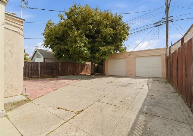 2nd image of 5712 5th Ave, Los Angeles, CA 90043 | MLS# OC26073673