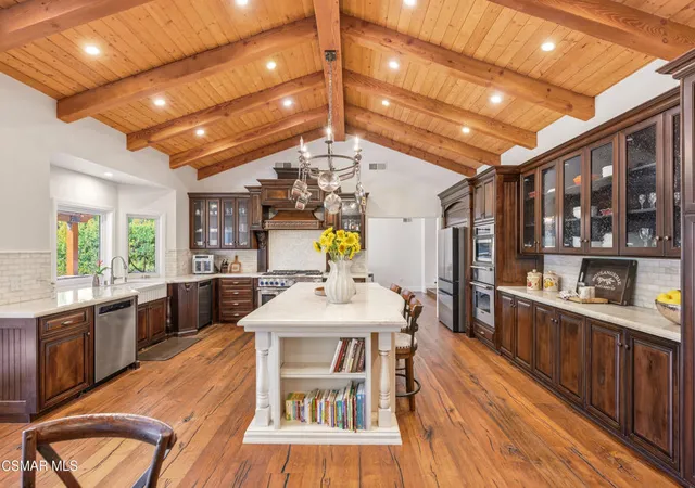 Homes for sale in Agoura Hills, CA | 6007 Colodny Dr, Agoura Hills, CA 91301 | MLS# 226001557