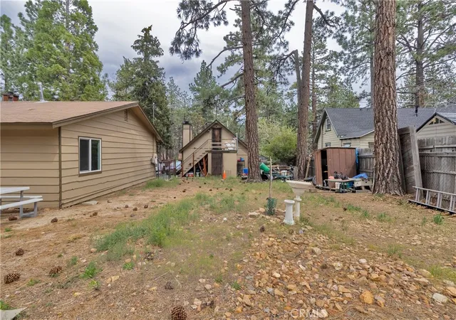37th image of 360 Maple Ln, Sugarloaf, CA 92386 | MLS# IV26072325
