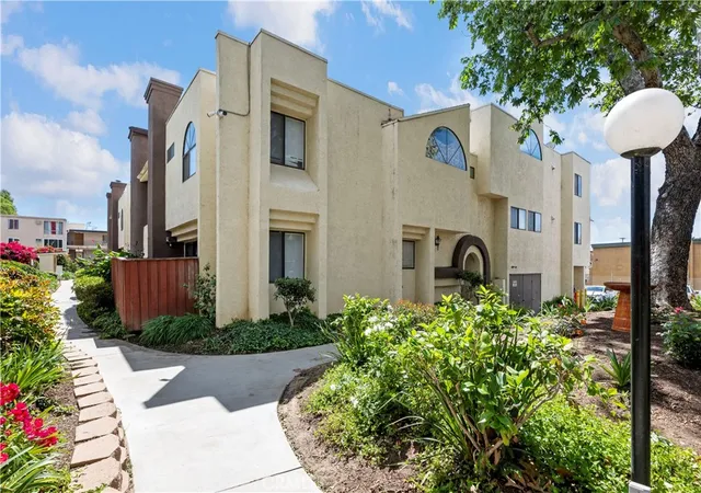 Homes for sale in Sylmar, CA | 13825 Beaver St #35, Sylmar, CA 91342 | MLS# GD26071338