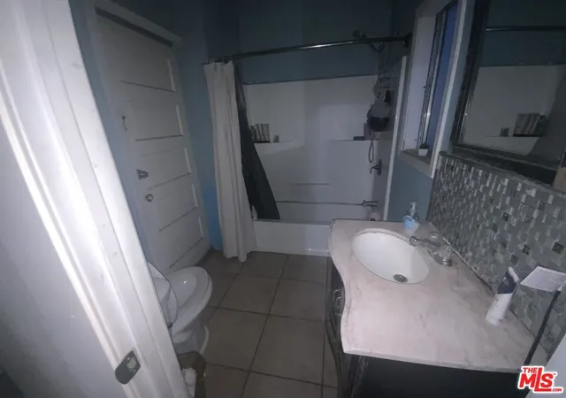 56th image of 3770 Maple Ave, Los Angeles, CA 90011 | MLS# 26674267