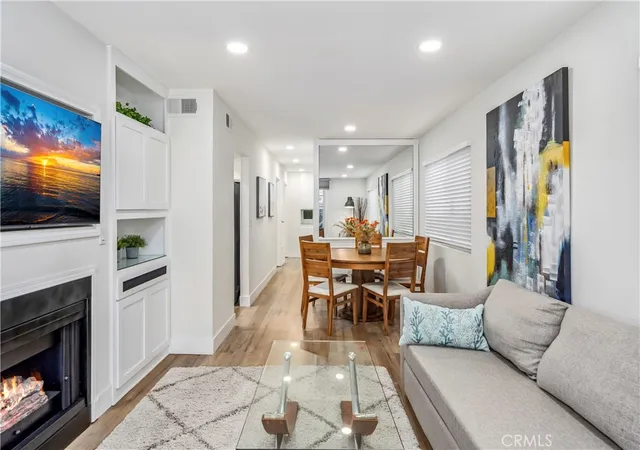 5th image of 219 32Nd St, Newport Beach, CA 92663 | MLS# PW26074221