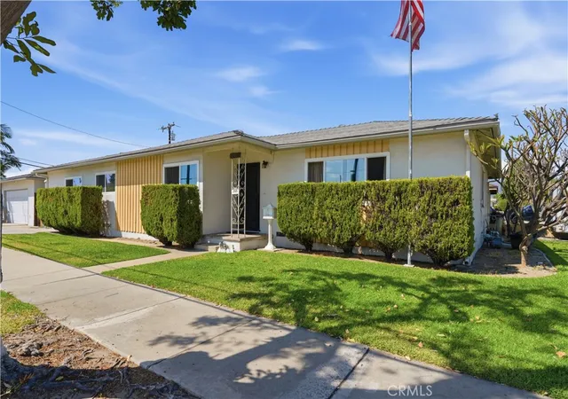 1st image of 285 W Covina, Covina, CA 91722 | MLS# DW26073756