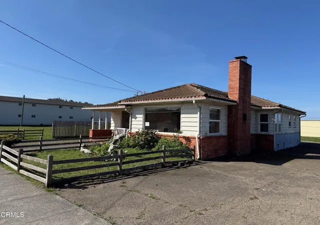 Homes for sale in Fort Bragg, CA | 327 S Franklin St, Fort Bragg, CA 95437 | MLS# C1-11331