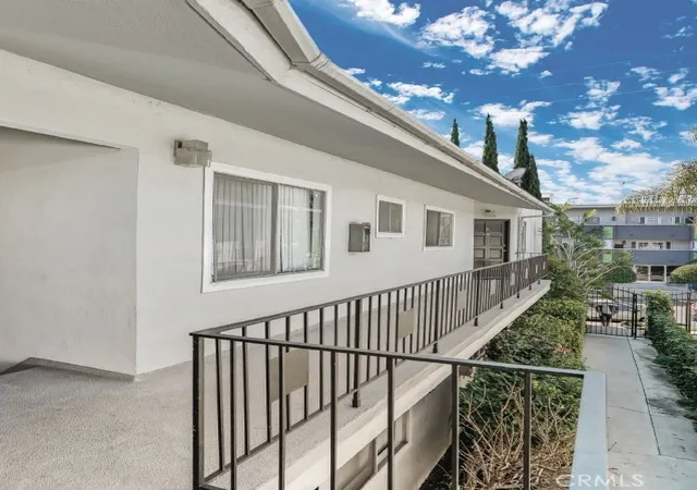 4th image of 1288 Barry, Los Angeles, CA 90025 | MLS# SB26074365