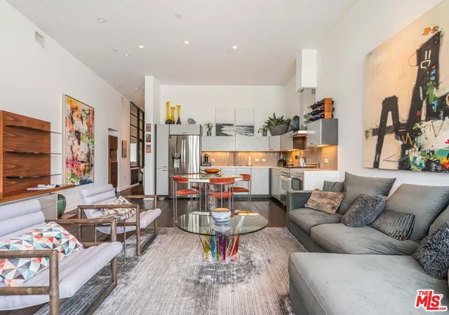 1st image of 751 N Fairfax Ave #4, Los Angeles, CA 90046 | MLS# 26674145