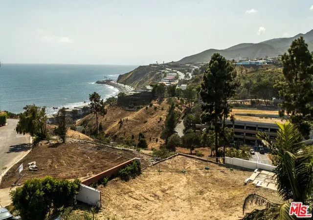 Photo 1 of Land for sale at 17941 Tramonto Dr, Pacific Palisades, CA 90272 | MLS# 26673749 | Listing updated on 2026-10-02