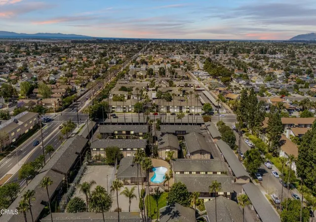 Homes for sale in Oxnard, CA | 1920 N H Street, Oxnard, CA 93036 | Houzeo