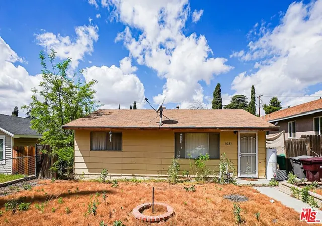 Photo 1 of Single family home for sale at 1081 N San Gorgonio Ave, Banning, CA 92220 | MLS# 26676305 | Listing updated on 2026-09-10