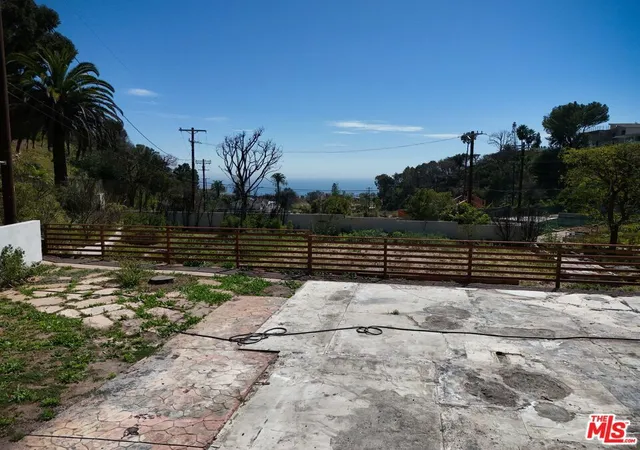 Photo 2 of Land for sale at 850 Jacon Way, Pacific Palisades, CA 90272 | MLS# 26676479 | Listing updated on 2026-09-30