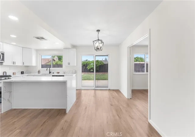 5th image of 37863 17th St E, Palmdale, CA 93550 | MLS# SR26068000