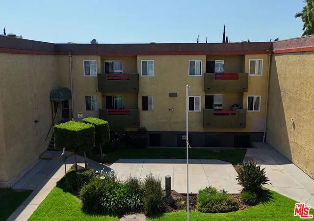 Homes for sale in Sylmar, CA | 13266 Foothill Blvd, Sylmar, CA 91342 | MLS# 26677175