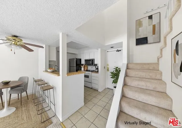 3rd image of 1118 Valencia St, Los Angeles, CA 90015