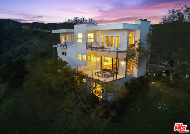 Homes for sale in Malibu, CA | 2727 Corral Canyon Rd, Malibu, CA 90265 | MLS# 26664773