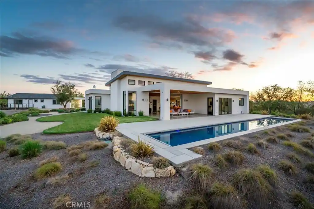 Photo 1 of Sale Pending at 705 Sequoia Ln, Templeton, CA 93465 | MLS# SC26068940 | Listing updated on 2026-07-22