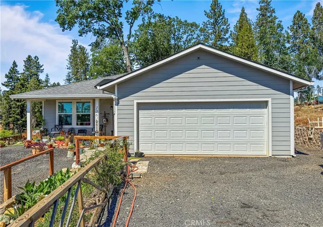 Photo 1 of Single family home for sale at 1561 Henson Rd, Paradise, CA 95969 | MLS# OR26071498 | Listing updated on 2026-05-13